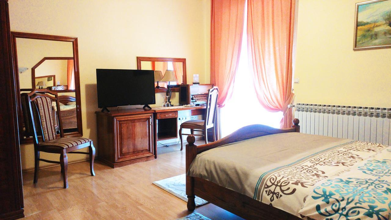 Hotel Derby Orasje Luaran gambar