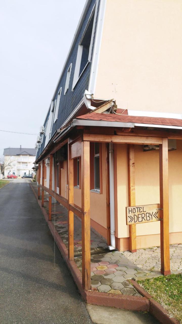 Hotel Derby Orasje Luaran gambar