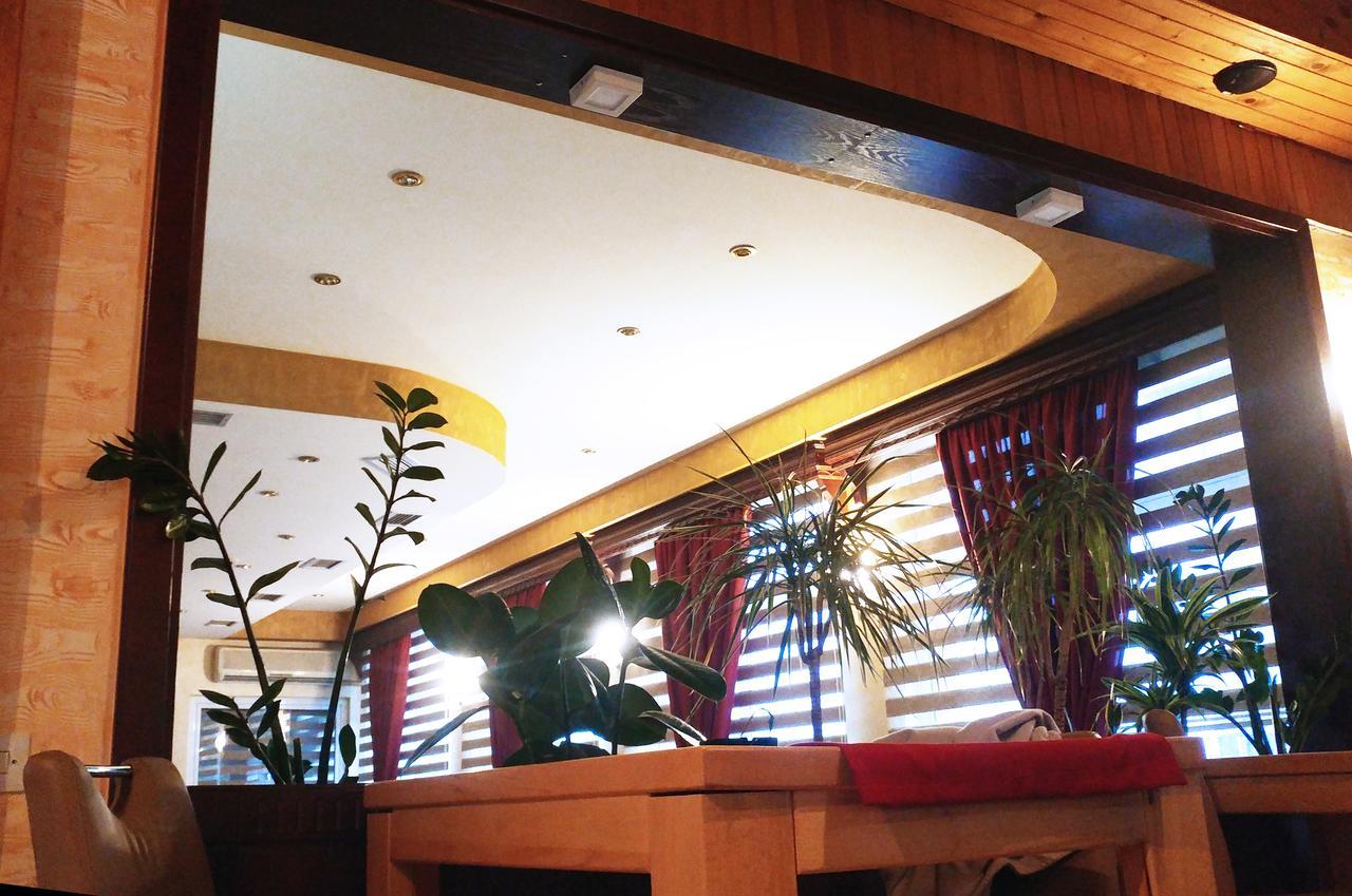 Hotel Derby Orasje Luaran gambar