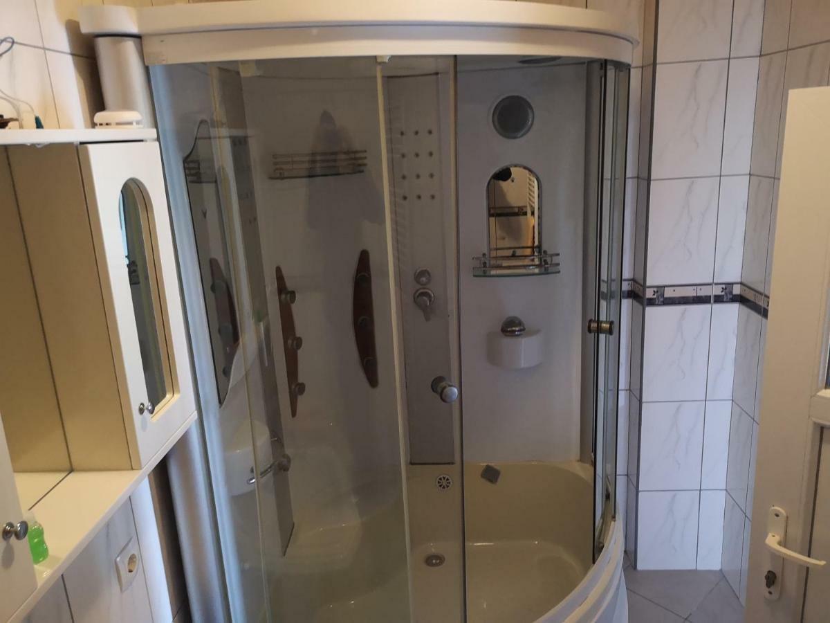Hotel Derby Orasje Luaran gambar
